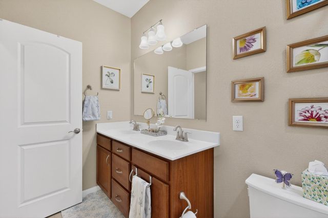 4772 Viento Del Norte, Santa Fe, NM 87507