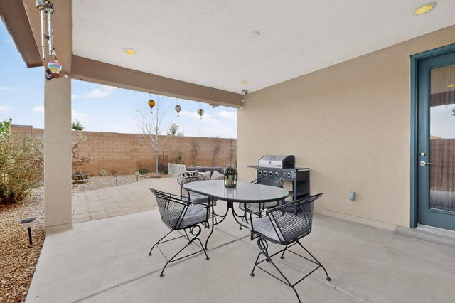 4772 Viento Del Norte, Santa Fe, NM 87507