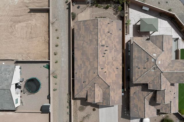 4772 Viento Del Norte, Santa Fe, NM 87507