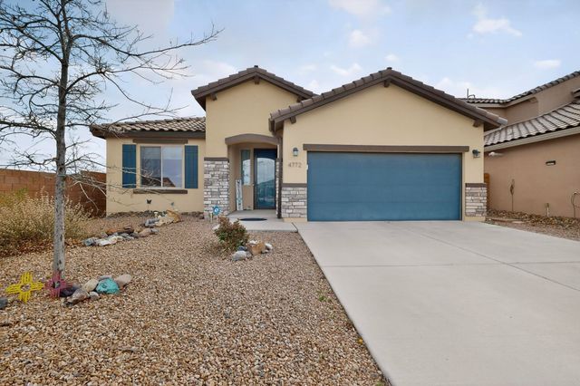 4772 Viento Del Norte, Santa Fe, NM 87507