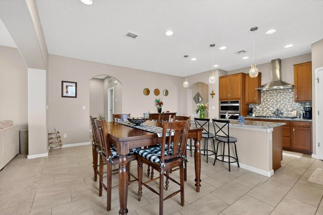 4772 Viento Del Norte, Santa Fe, NM 87507