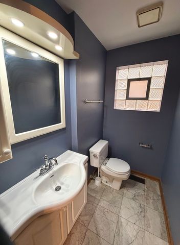 3742 N Harlem Avenue 1, Chicago, IL 60634