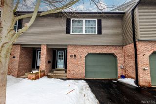 122 Bridle Path, Orchard Park, NY 14127