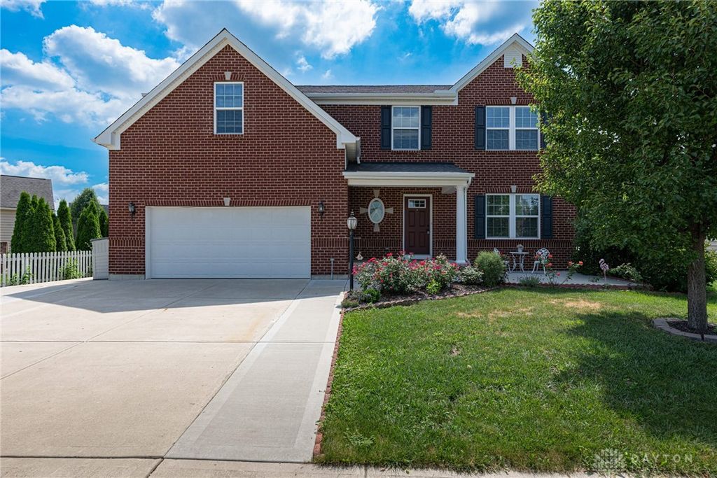 1349 Senna Street, Tipp City, OH 45371