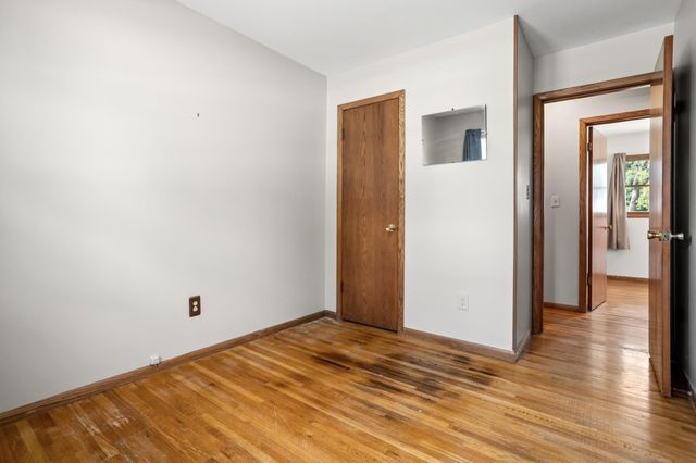 1805 17th Street S, Fargo, ND 58103