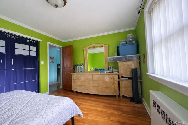 6 West Mill Drive 1E, Great Neck, NY 11021