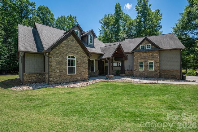 489 Evergreen Road, Lake Wylie, SC 29710