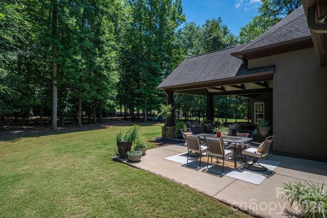 489 Evergreen Road, Lake Wylie, SC 29710
