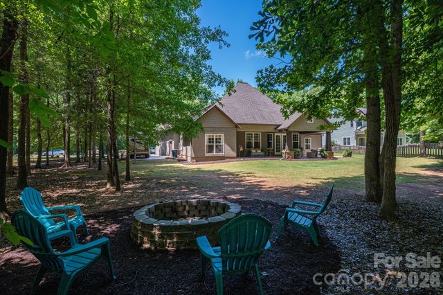 489 Evergreen Road, Lake Wylie, SC 29710