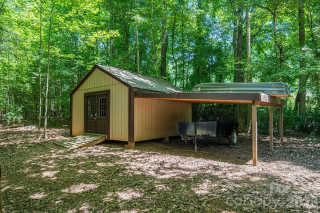 489 Evergreen Road, Lake Wylie, SC 29710