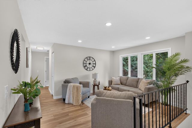 8055 Zane Avenue N, Brooklyn Park, MN 55443
