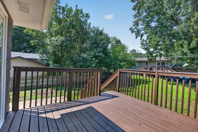 8055 Zane Avenue N, Brooklyn Park, MN 55443