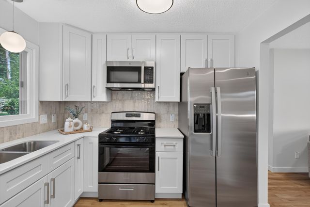 8055 Zane Avenue N, Brooklyn Park, MN 55443