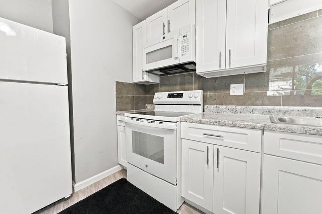 3049 Durham Drive, Columbus, OH 43207