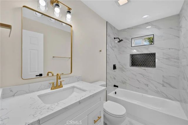 17915 E Newburgh, Azusa, CA 91702