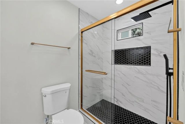 17915 E Newburgh, Azusa, CA 91702