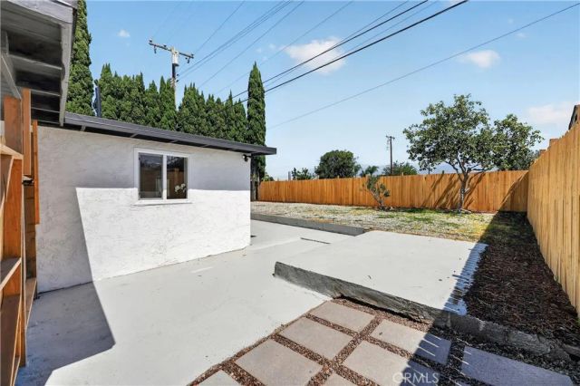 17915 E Newburgh, Azusa, CA 91702