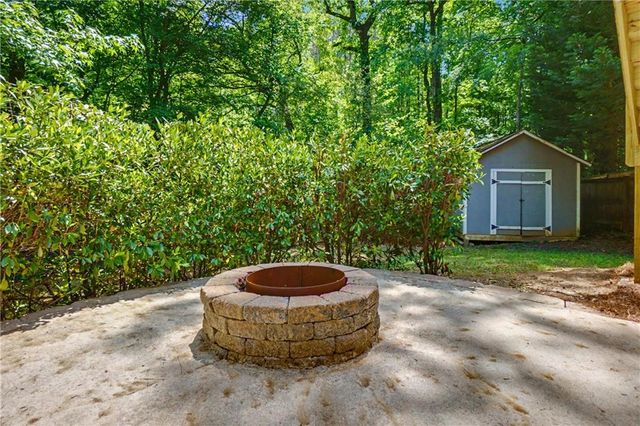 304 Stone Valley Crossing, Canton, GA 30114