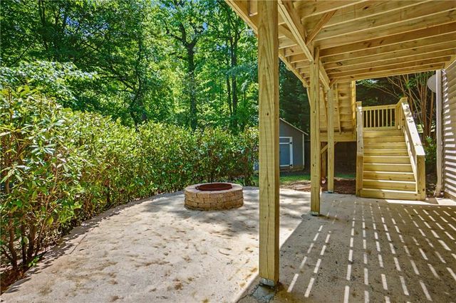 304 Stone Valley Crossing, Canton, GA 30114