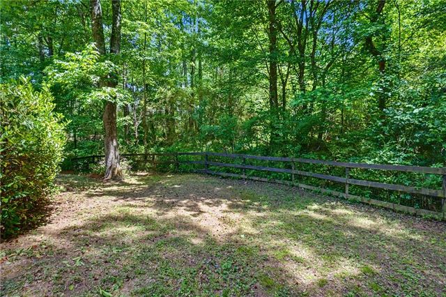 304 Stone Valley Crossing, Canton, GA 30114