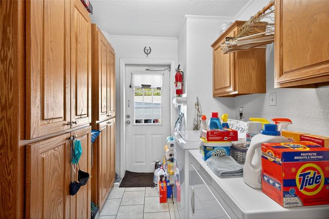 437 County Road 292, Collinsville, TX 76233