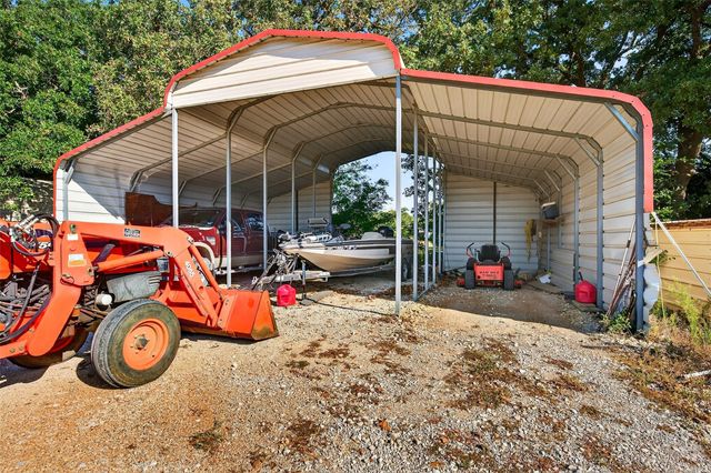 437 County Road 292, Collinsville, TX 76233