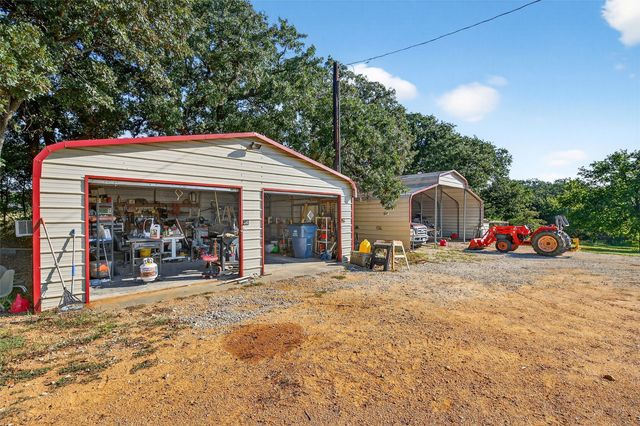437 County Road 292, Collinsville, TX 76233