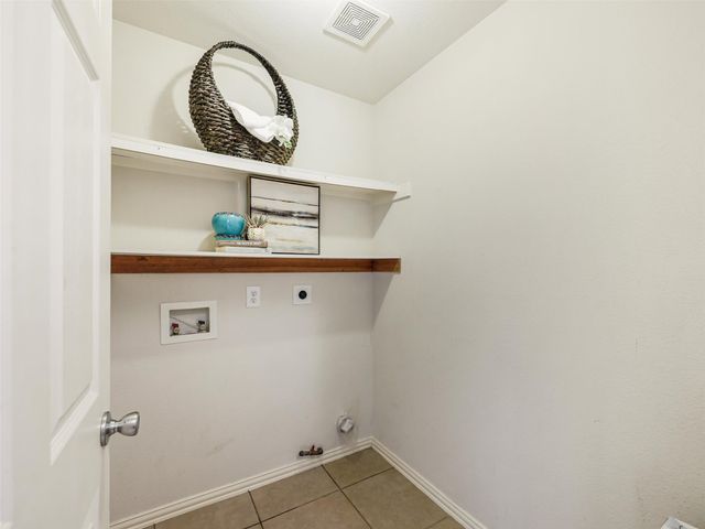 1317 Wheatear Drive, Little Elm, TX 75068