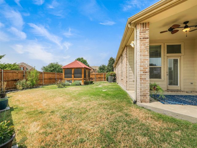 1317 Wheatear Drive, Little Elm, TX 75068