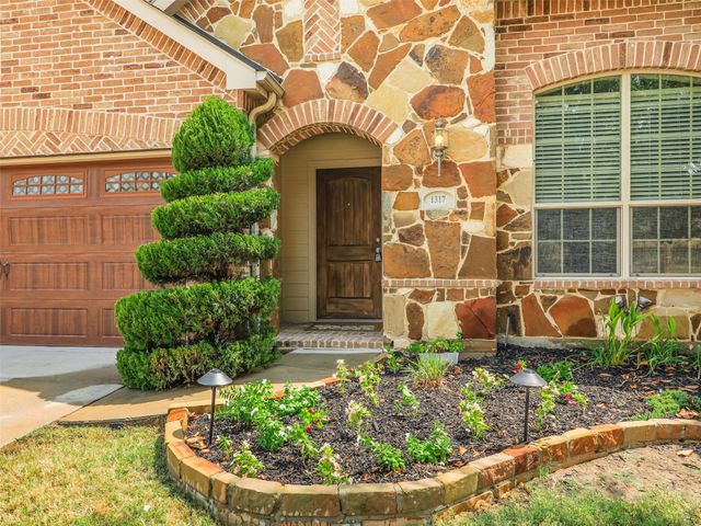 1317 Wheatear Drive, Little Elm, TX 75068