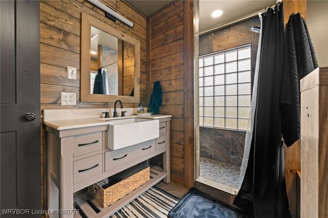 465 Boyd Drive, New Blaine, AR 72851