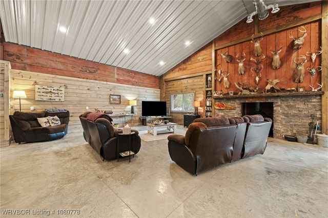 465 Boyd Drive, New Blaine, AR 72851