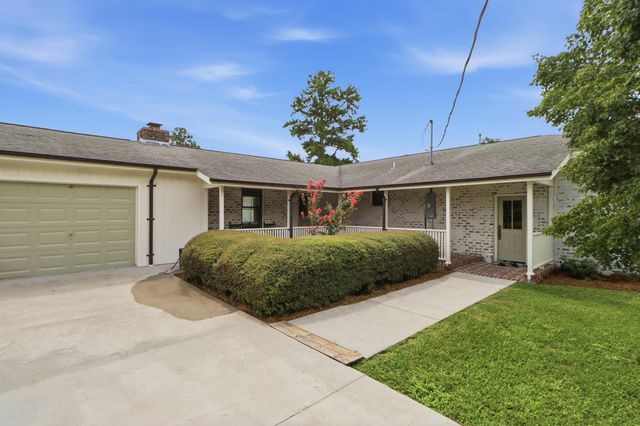 301 Land O Pines Circle, Moncks Corner, SC 29461