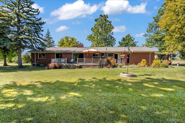 26215 ALLEN Road, Woodhaven, MI 48183
