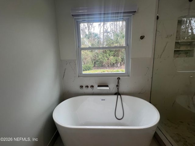 7955 PINE LAKE Road, Jacksonville, FL 32256