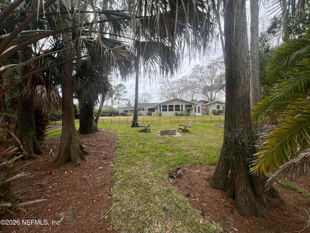 7955 PINE LAKE Road, Jacksonville, FL 32256