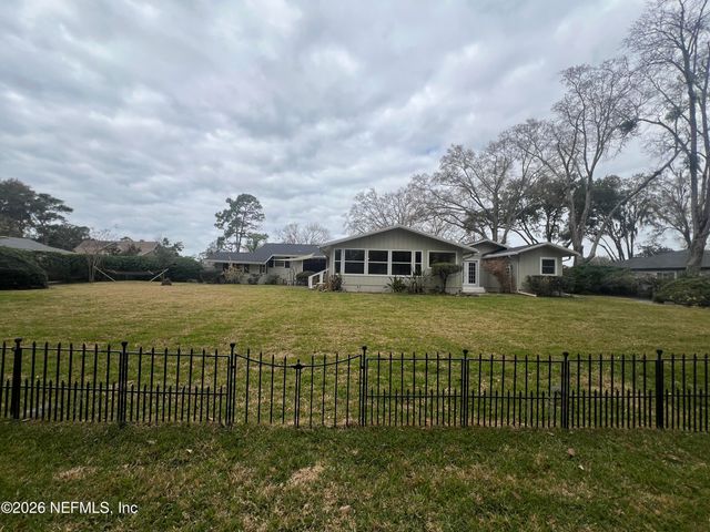 7955 PINE LAKE Road, Jacksonville, FL 32256