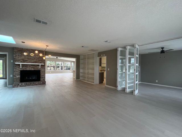 7955 PINE LAKE Road, Jacksonville, FL 32256