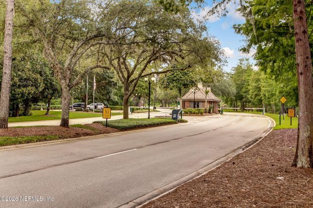 7955 PINE LAKE Road, Jacksonville, FL 32256