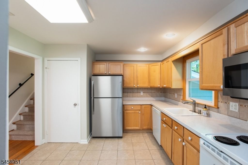 35 Rock Road West, Green Brook Twp., NJ 08812 — photo 5