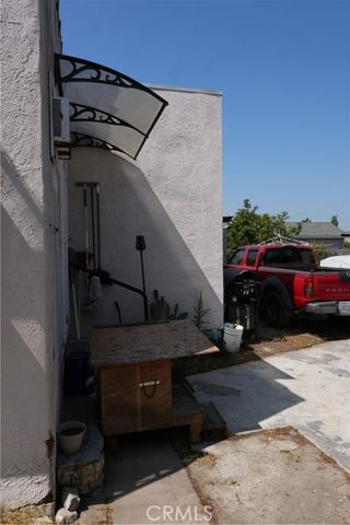 611 W 91st, Los Angeles, CA 90044