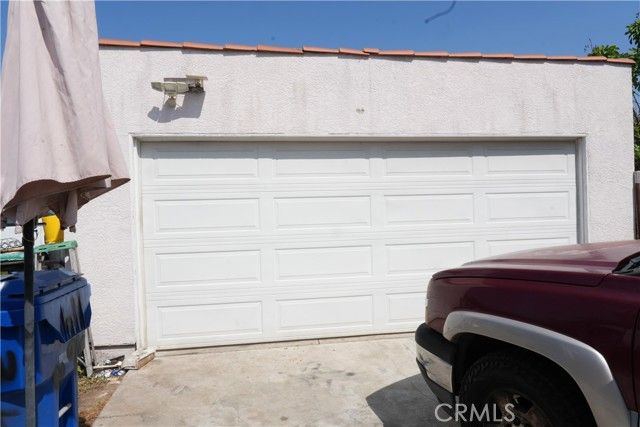 611 W 91st, Los Angeles, CA 90044