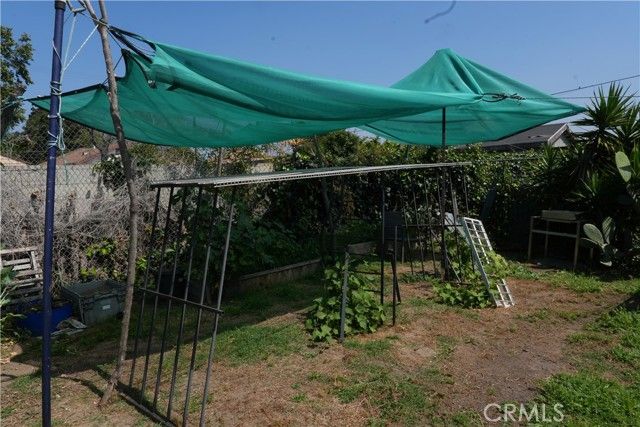 611 W 91st, Los Angeles, CA 90044