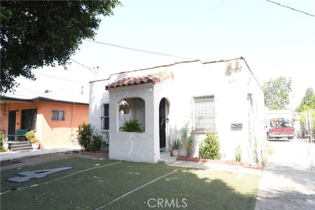 611 W 91st, Los Angeles, CA 90044