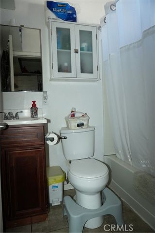 611 W 91st, Los Angeles, CA 90044