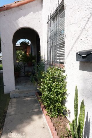 611 W 91st, Los Angeles, CA 90044