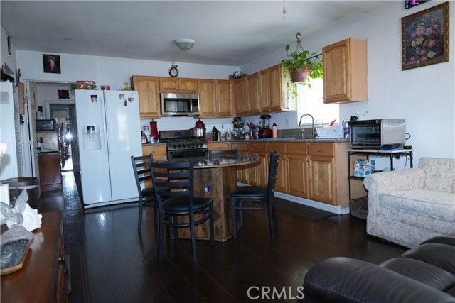 611 W 91st, Los Angeles, CA 90044