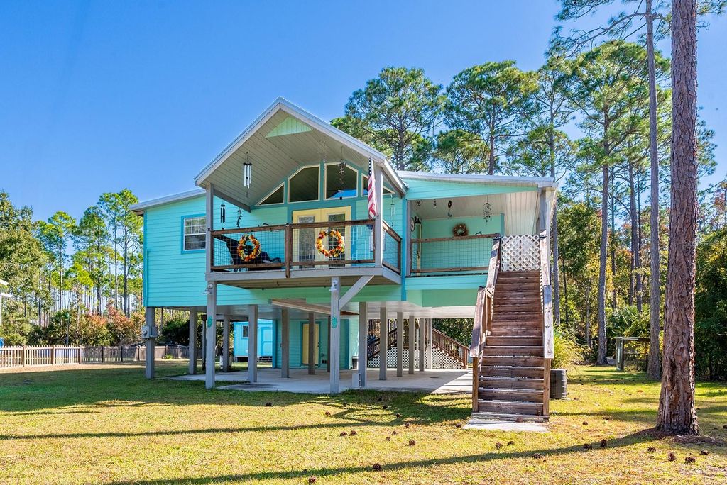 259 SE 373 STREET, Old Town, FL 32680