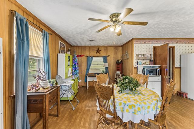 110 Pleasant Dr, Columbia, TN 38401