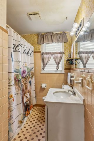 110 Pleasant Dr, Columbia, TN 38401